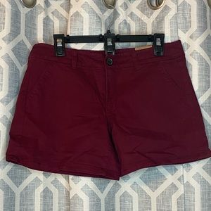 American Eagle midi low rise stretch shorts nwt maroon